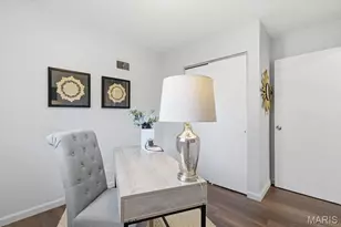 689 Conover Ln, Saint Louis, MO 63126 - Photo 17