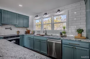 804 E Main St, Richland, MO 65556 - Photo 9