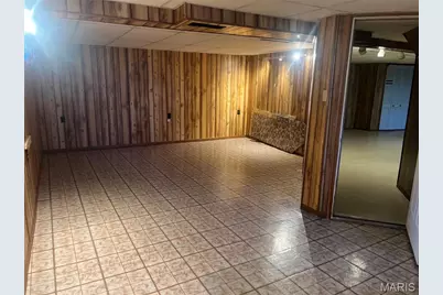 9227 Guthrie Avenue, Saint Louis, MO 63134 - Photo 19