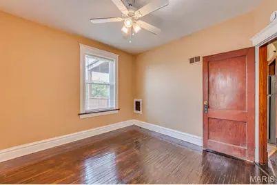 3929 Minnesota Avenue, Saint Louis, MO 63118 - Photo 15