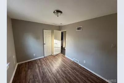 9850 Dennis Drive, Saint Louis, MO 63136 - Photo 15