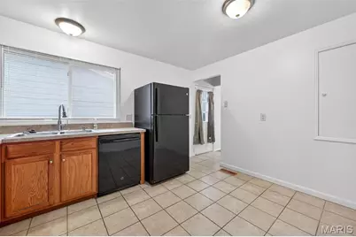 2560 Woodsage Drive, Florissant, MO 63033 - Photo 13