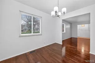 2560 Woodsage Dr, Florissant, MO 63033 - Photo 9