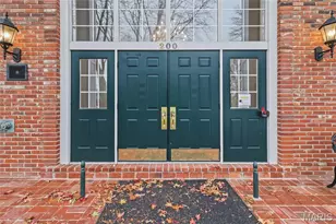 200 Ambridge Ct, Chesterfield, MO 63017 - Photo 5