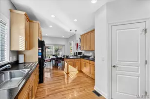 21 Old Belle Monte Rd, Chesterfield, MO 63017 - Photo 17