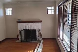 1067 Melvin Ave, Saint Louis, MO 63137 - Photo 5