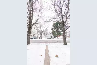 111 W Madison Avenue, Robertsville, MO 65066 - Photo 5