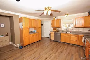 513 S 2nd St, Pacific, MO 63069 - Photo 7