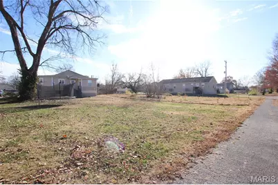 513 S 2nd Street, Pacific, MO 63069 - Photo 3