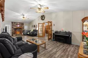 213 Lincoln Ln, Winfield, MO 63389 - Photo 13