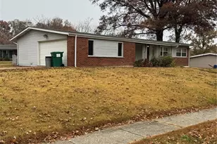 1480 Surrey Dr, Florissant, MO 63033 - Photo 3