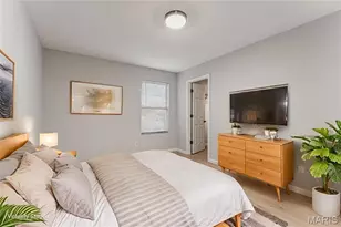 5223 Langley Ave, Saint Louis, MO 63123 - Photo 5