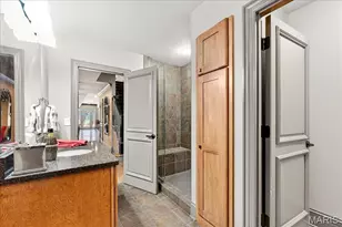 10600 Country View Dr, Creve Coeur, MO 63141 - Photo 57