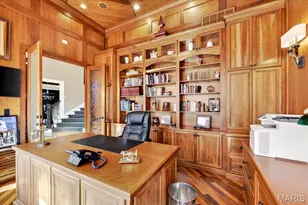 10600 Country View Dr, Creve Coeur, MO 63141 - Photo 7