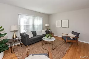 2341 McKelvey Rd, Saint Louis, MO 63043 - Photo 9