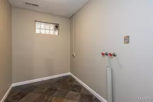 2341 McKelvey Rd, Saint Louis, MO 63043 - Photo 39