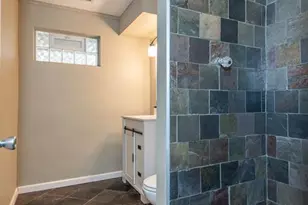 2341 McKelvey Rd, Saint Louis, MO 63043 - Photo 33