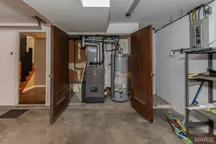 2341 McKelvey Rd, Saint Louis, MO 63043 - Photo 41