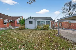 9343 MacKenzie Rd, Saint Louis, MO 63123 - Photo 35