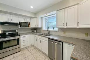 5457 Mild Dr, Oakville, MO 63129 - Photo 13