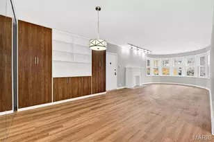 907 S Hanley Rd, Clayton, MO 63105 - Photo 3