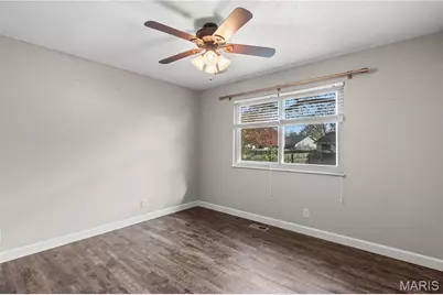 1936 Rule Avenue, Maryland Heights, MO 63043 - Photo 15