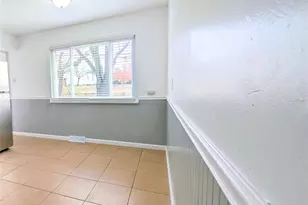 6720 Cherryvale Dr, Hazelwood, MO 63042 - Photo 5