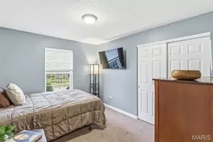 25 Civic Park Ct, O'Fallon, MO 63366 - Photo 13