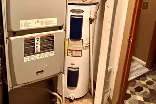 712 McClain St, Richland, MO 65556 - Photo 29