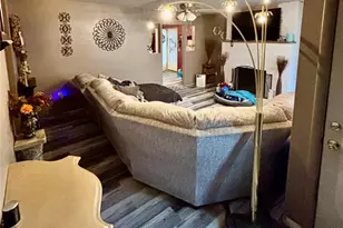 712 McClain St, Richland, MO 65556 - Photo 5