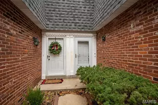 2168 Bantry Ct, Chesterfield, MO 63017 - Photo 3