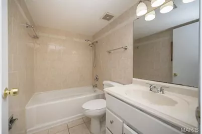 2168 Bantry Court, Chesterfield, MO 63017 - Photo 17