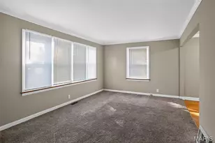 10129 Ashbrook Dr, Saint Louis, MO 63137 - Photo 19