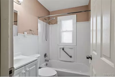 10129 Ashbrook Drive, Saint Louis, MO 63137 - Photo 25