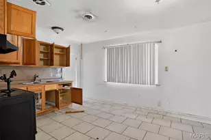 4423 Dabney Dr, Saint Louis, MO 63134 - Photo 13