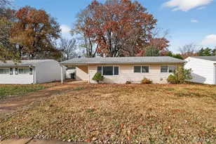 4423 Dabney Dr, Saint Louis, MO 63134 - Photo 5