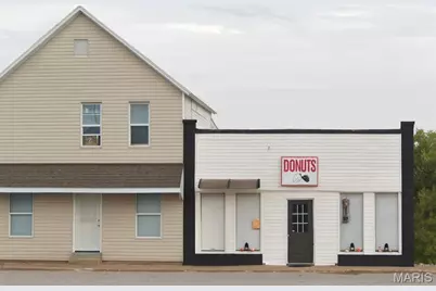 114 The Square #112, Linn, MO 65051 - Photo 1