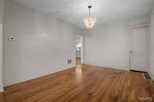 9225 Pavia Ave, Affton, MO 63123 - Photo 7