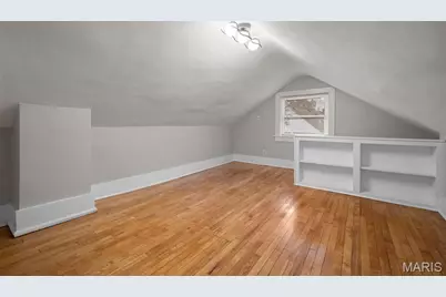 9225 Pavia Avenue, Affton, MO 63123 - Photo 19