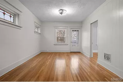 9225 Pavia Avenue, Affton, MO 63123 - Photo 5