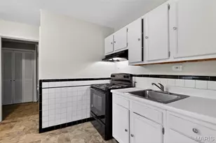 7046 Roslyn Dr, Saint Louis, MO 63136 - Photo 13