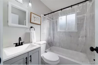 10430 Castle Drive, Saint Louis, MO 63136 - Photo 15
