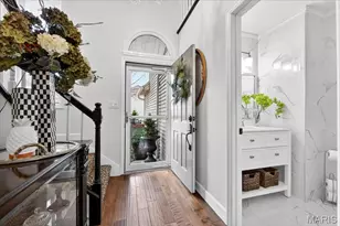 16176 Lea Oak Ct, Chesterfield, MO 63017 - Photo 3