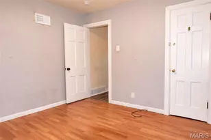 324 N Dade Ave, Ferguson, MO 63135 - Photo 13