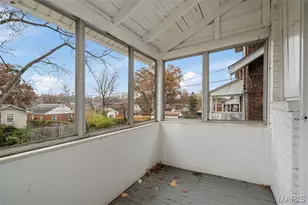 6827 Plymouth Ave, University City, MO 63130 - Photo 35