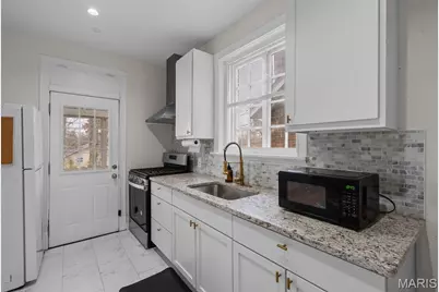 6827 Plymouth Avenue, University City, MO 63130 - Photo 19