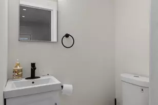 6827 Plymouth Ave, University City, MO 63130 - Photo 13