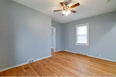 5201 S 37th Street, Saint Louis, MO 63116 - Photo 27