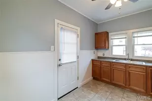 5201 S 37th St, Saint Louis, MO 63116 - Photo 17
