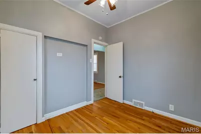 5201 S 37th Street, Saint Louis, MO 63116 - Photo 35